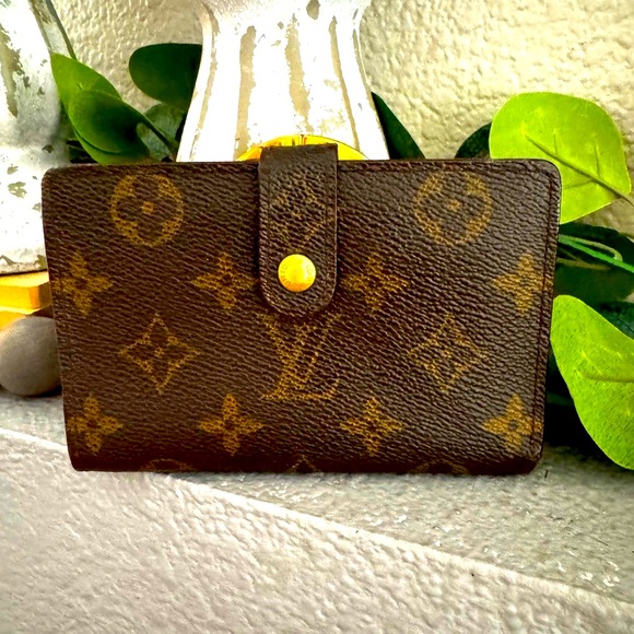 Louis Vuitton vintage compact kiss lock wallet - Picture 3 of 16